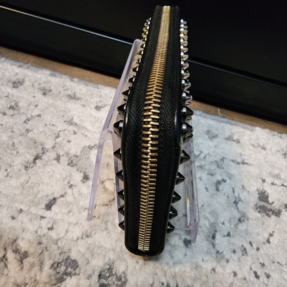 *SOLD* Christian Louboutin Panettone Spike Leather Wallet - Picture 3 of 14